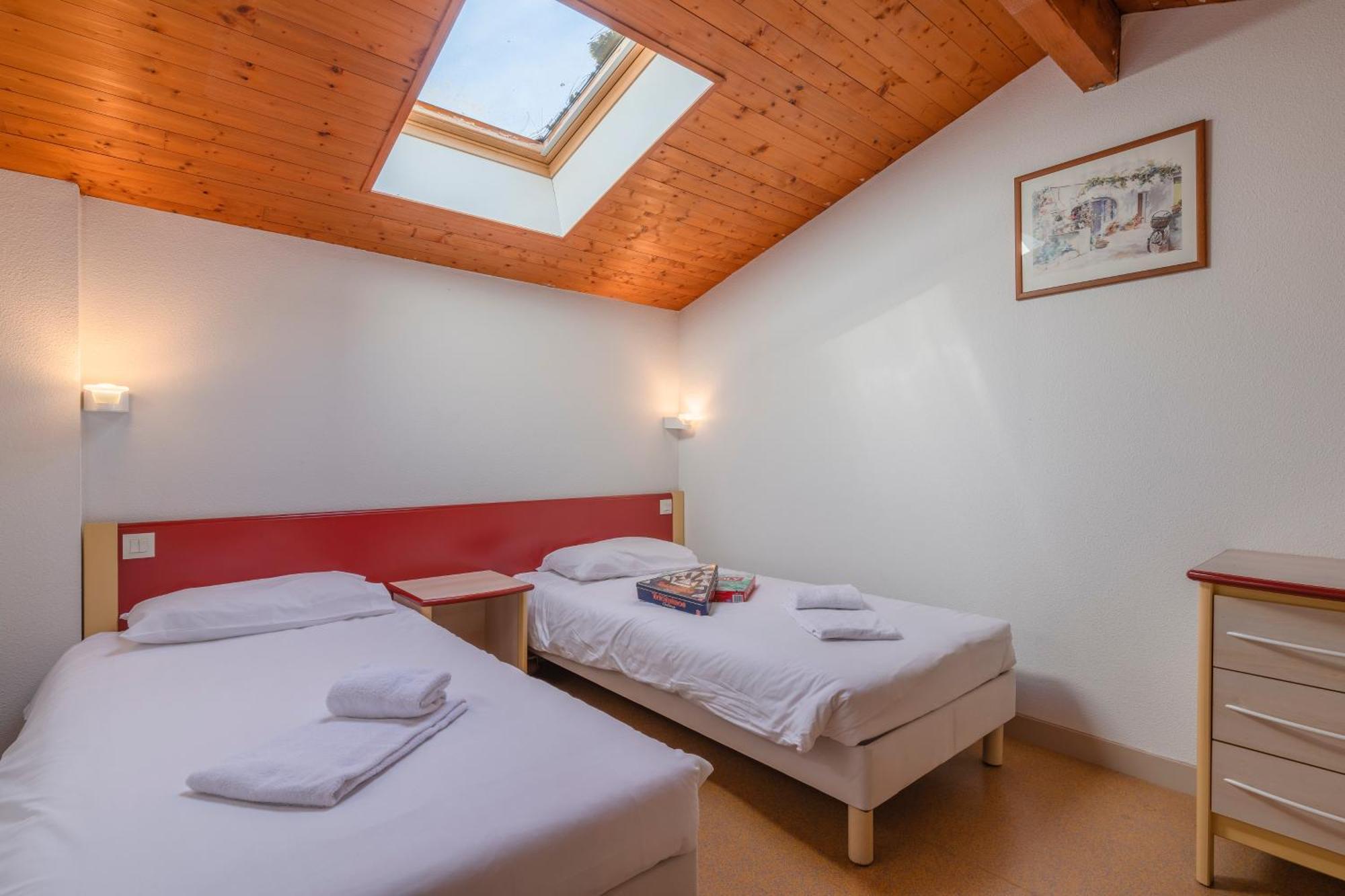 Azureva Ronce Les Bains Hotel Kültér fotó