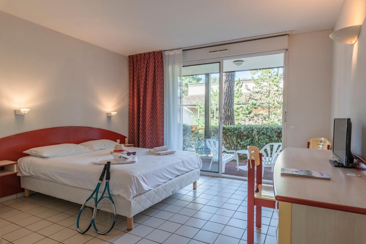 Azureva Ronce Les Bains Hotel Kültér fotó